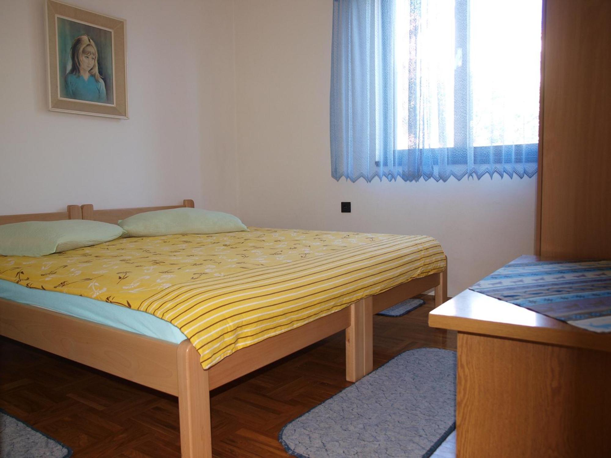 Apartments Nevenka Krk Town Quarto foto